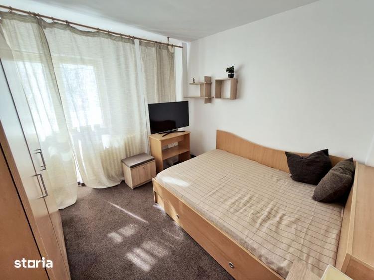 Apartament cu 2 camere decomandat, mobilat în Tei