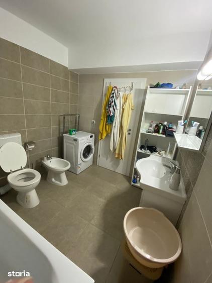 Apartament cu 3 camere în Mărăști