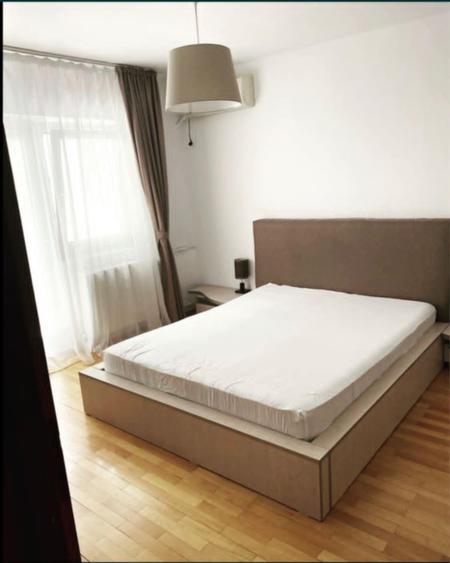 Apartament cu 3 camere decomandat, mobilat în Vitan Mall