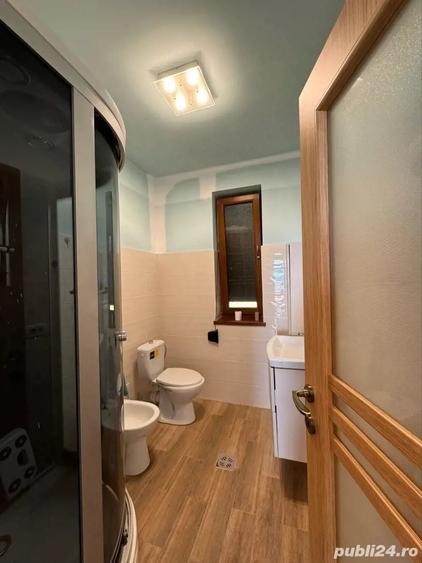 Casă cu 3 camere cu Teren 2400 Mp în Vulcan