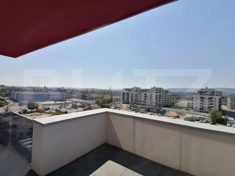 Apartament cu 4 camere semidecomandat în Iris