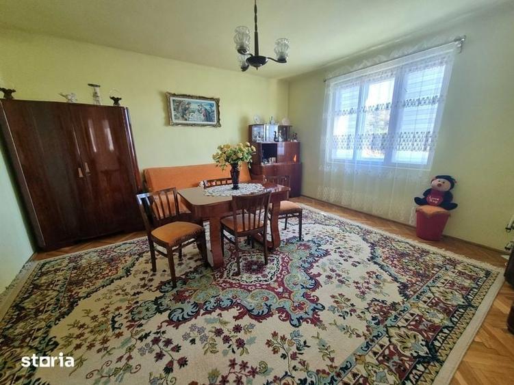 Casă cu 4 camere cu Teren 130 Mp în Central