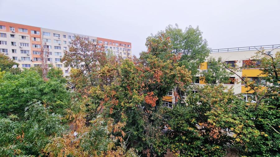 Apartament cu 2 camere decomandat, mobilat în Titan