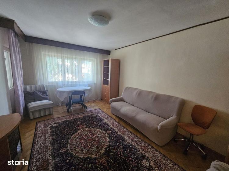 Apartament cu 2 camere decomandat în Eremia