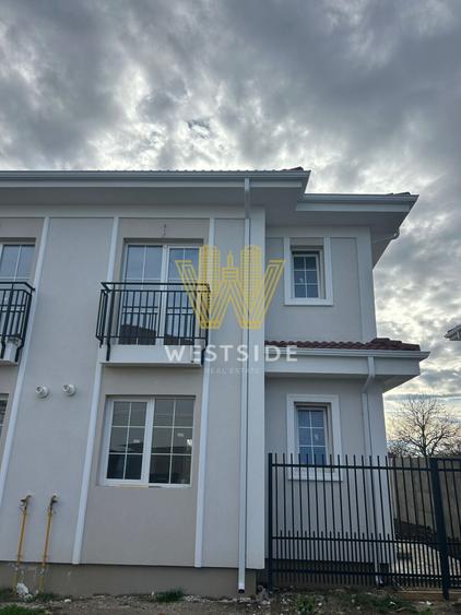 Apartament cu 3 camere decomandat în Sânandrei