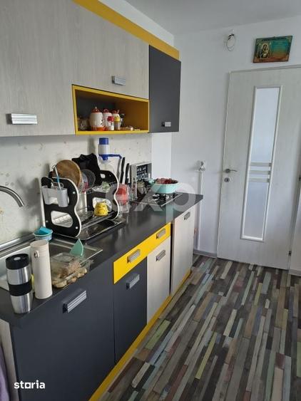 Casă cu 3 camere cu Teren 1071 Mp în Bradu