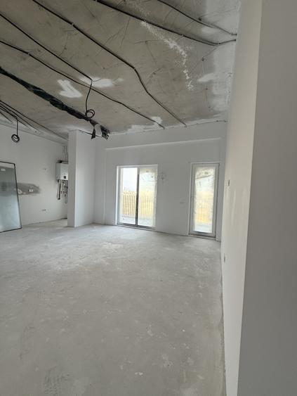 Apartament cu 2 camere decomandat în Stadion
