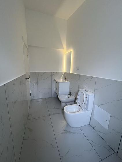 Casă cu 3 camere în Șimnicu de Jos