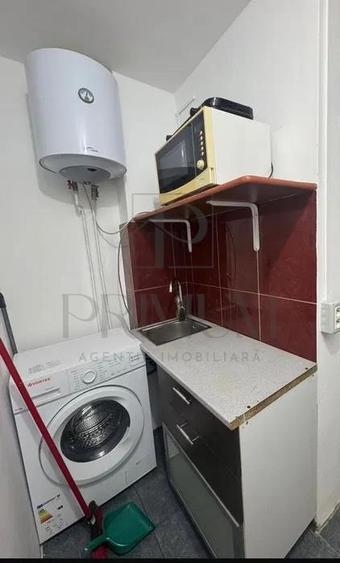 Garsonieră decomandată, mobilată în Complex Studențesc