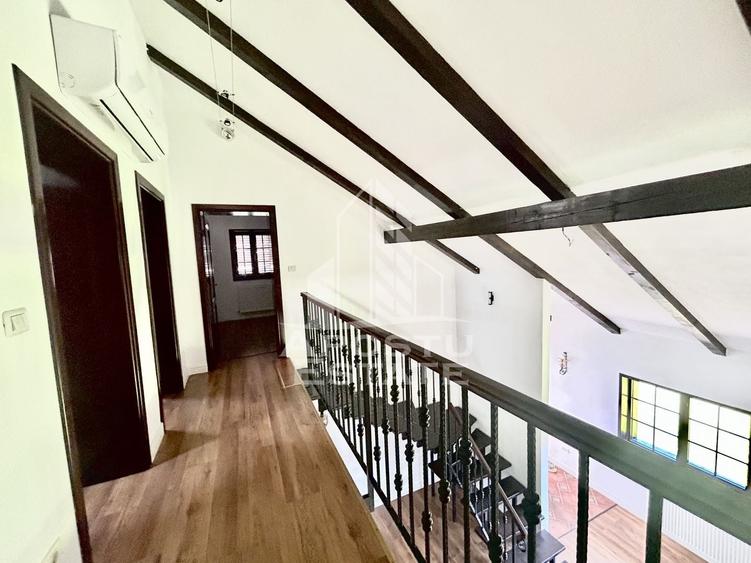 Casă individuală cu 5 camere cu Canalizare în Sânmihaiu Român