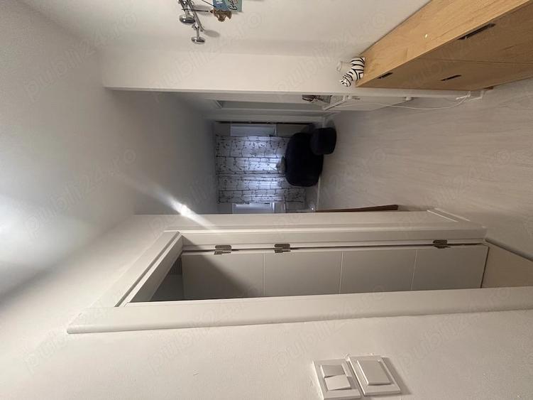 Apartament cu 3 camere decomandat în Lujerului