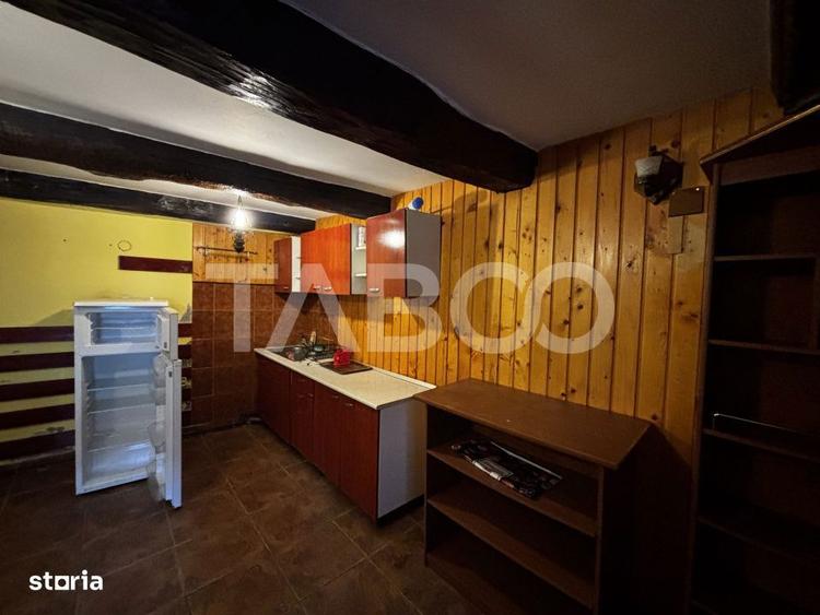 Casa de inchiriat 5 camere + curte ideala pentru muncitori - 15