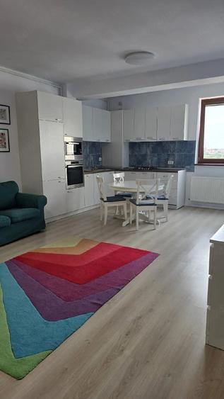 Apartament cu 2 camere semidecomandat în Tomis Nord