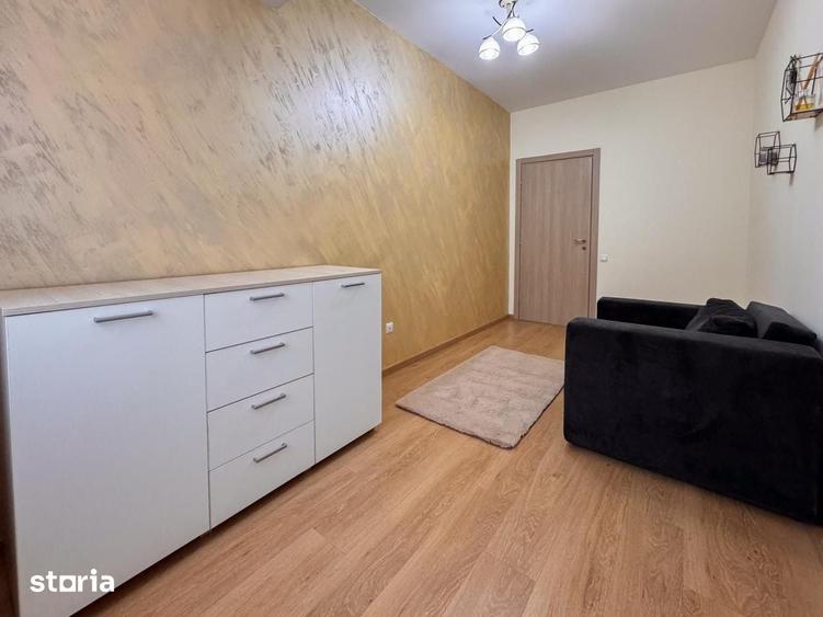 Apartament cu 3 camere decomandat în Ciurea