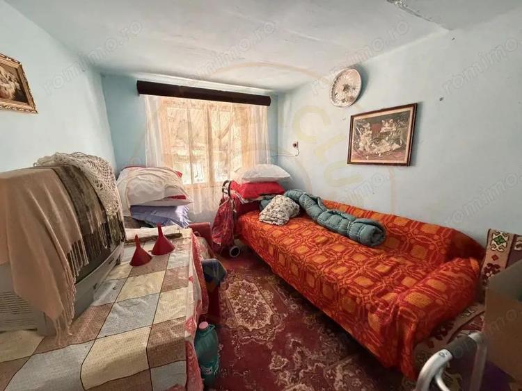 Casă cu Teren 780 Mp în Priboieni