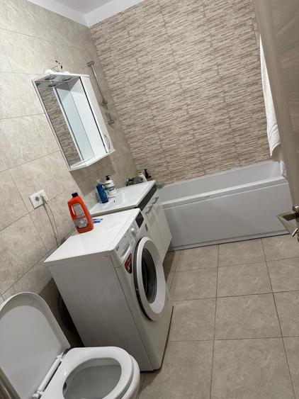 Apartament cu 3 camere decomandat, mobilat în Dobroești