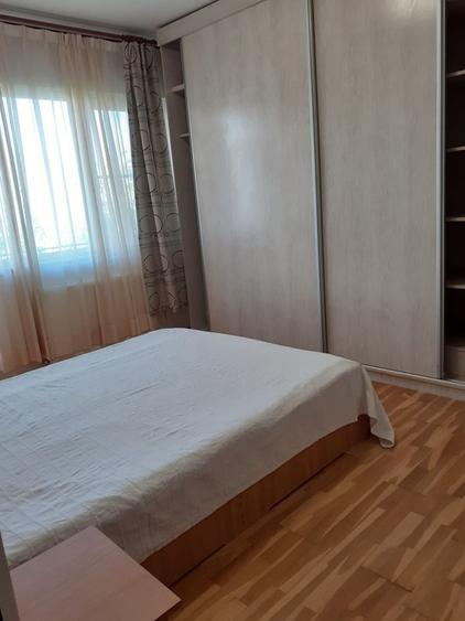 Apartament cu 2 camere decomandat în Străulești