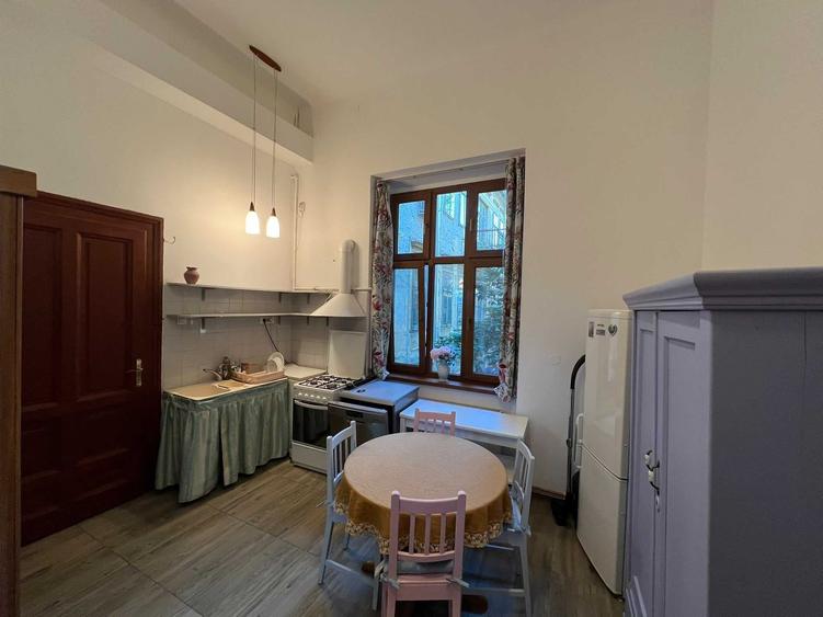 Apartament cu 2 camere nedecomandat în Neptun