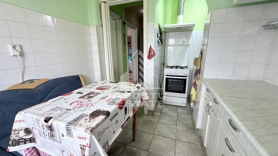 Apartament cu 2 camere decomandat, mobilat în Dacia