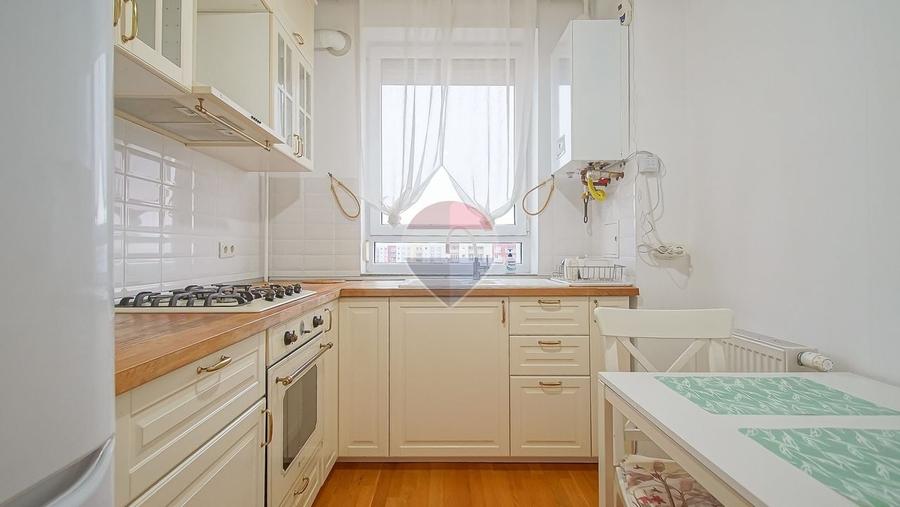Apartament cu 2 camere decomandat, mobilat în Avantgarden