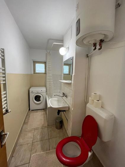 Garsonieră decomandată în Timpuri Noi