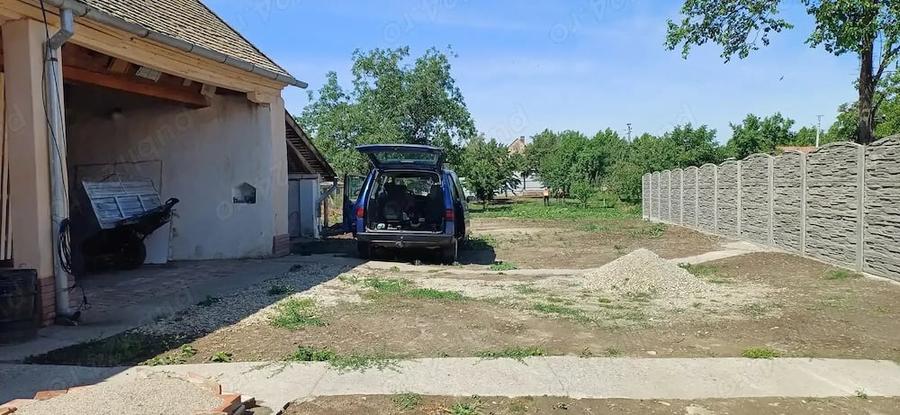 Teren de 1500 mp, în Central