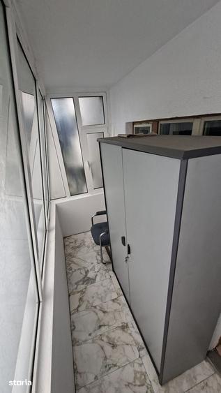 Garsonieră decomandată în Central