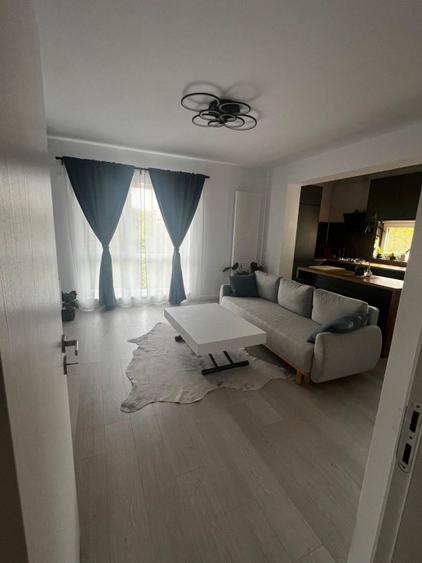 Apartament cu 3 camere decomandat în Brâncoveanu