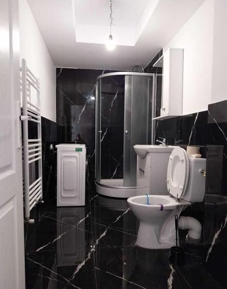 Apartament cu 3 camere decomandat în Cetate