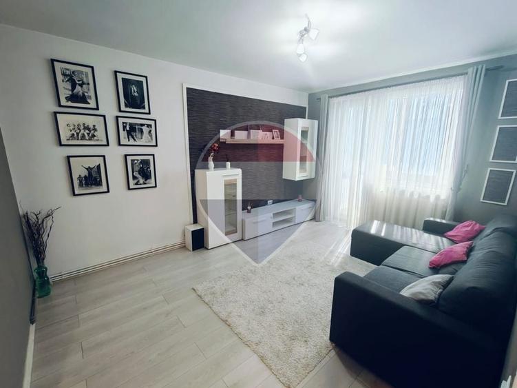 Apartament de inchiriat cu 3 camere in zona Mag Maramuresul - 1