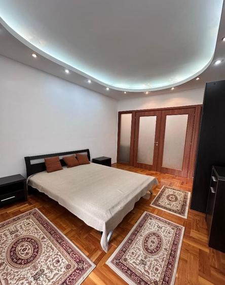 Apartament cu 3 camere semidecomandat, mobilat în Herăstrău