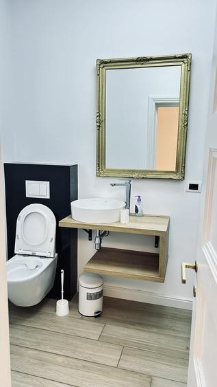 Apartament cu 3 camere în Calea Victoriei