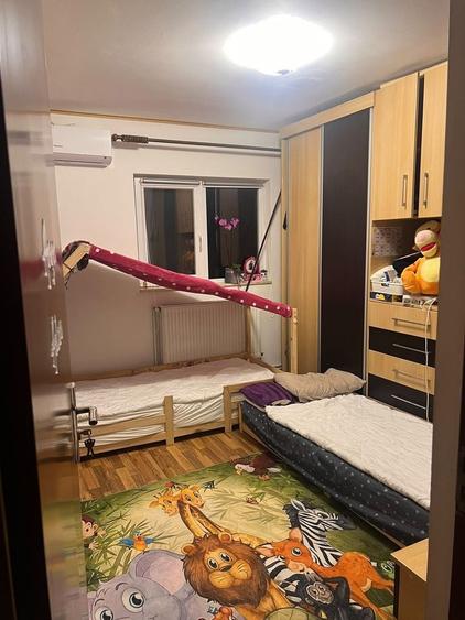 Apartament cu 2 camere decomandat, mobilat în Soarelui