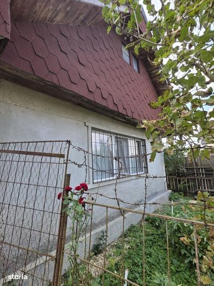 Casă cu 3 camere în Băcel