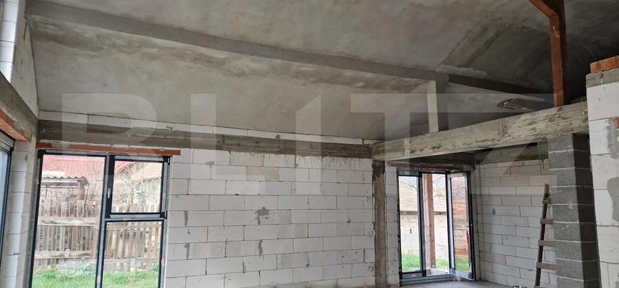 Casă cu Teren 2712 Mp în Central