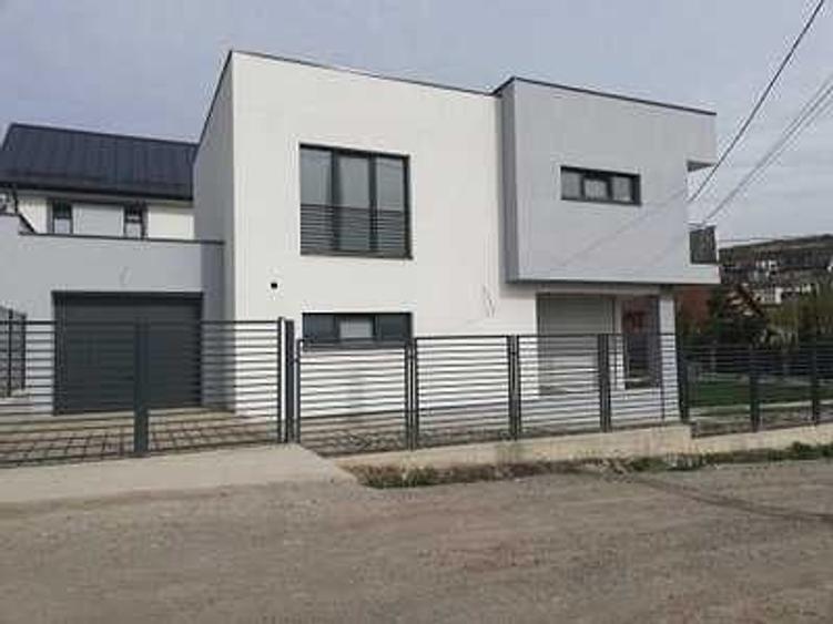 Vand case str.Valea Chintaului langa Terra Garden - 3