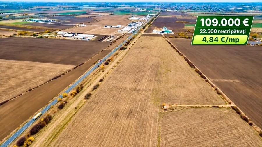 Teren agricol extravilan de 22500 mp, în Central