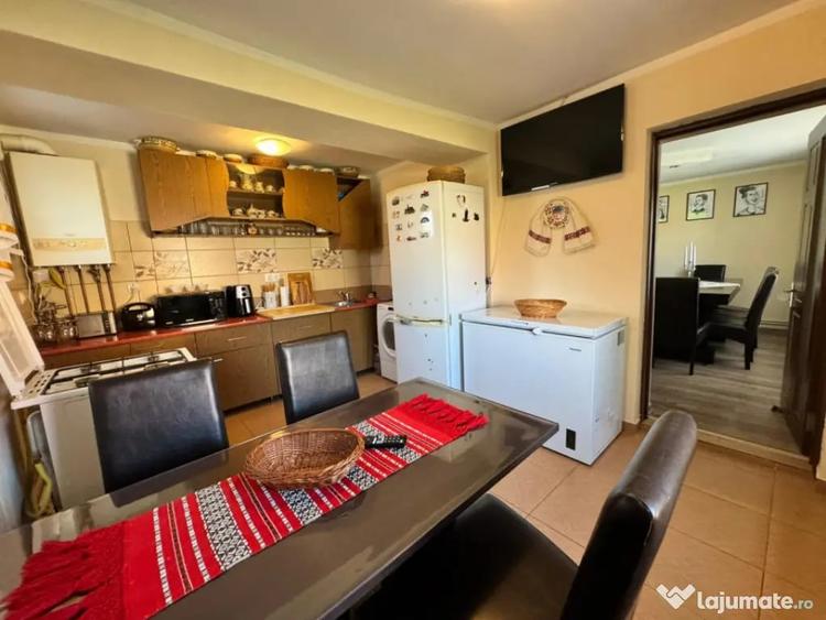Casă cu 3 camere cu Teren 1100 Mp în Mireșu Mare