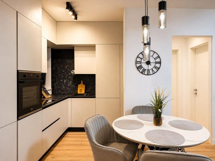 Apartament cu 2 camere decomandat, mobilat în Torontalului