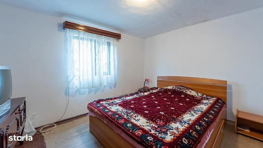Casă cu 4 camere în Cricovu Dulce