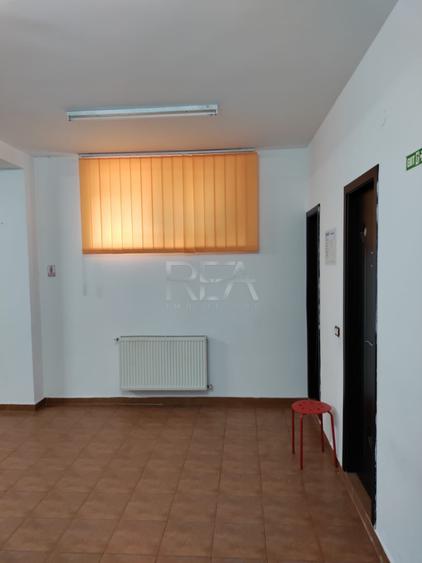 Apartament cu 4 camere decomandat în Ozana