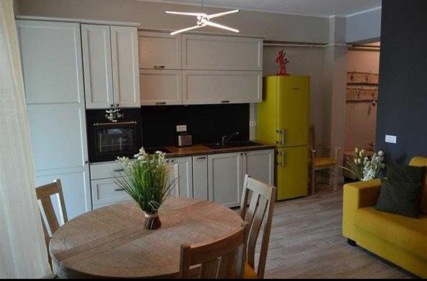 Apartament 2 camere Mamaia,  vedere la mare –135000 € - 2