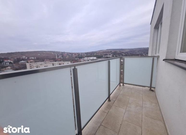 Apartament cu 2 camere decomandat în Bucium