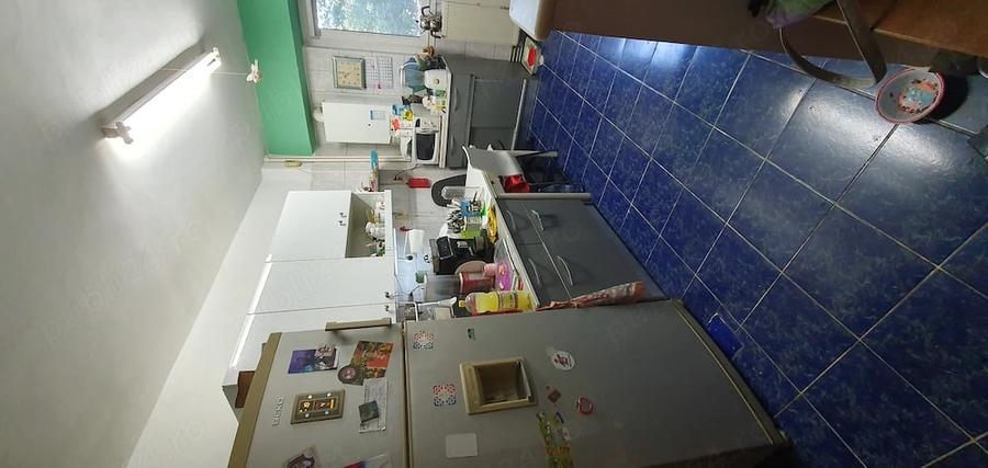 Apartament cu 3 camere decomandat în 13 Septembrie