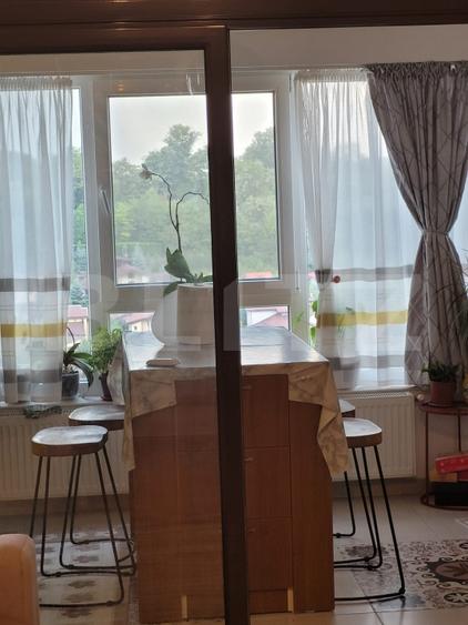 Apartament de vanzare, cu 3 camere, 66 mp, zona Pacurari - 3