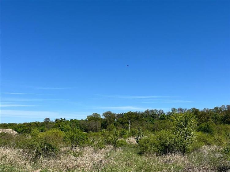 Teren intravilan de 492 mp, în Sânmartin