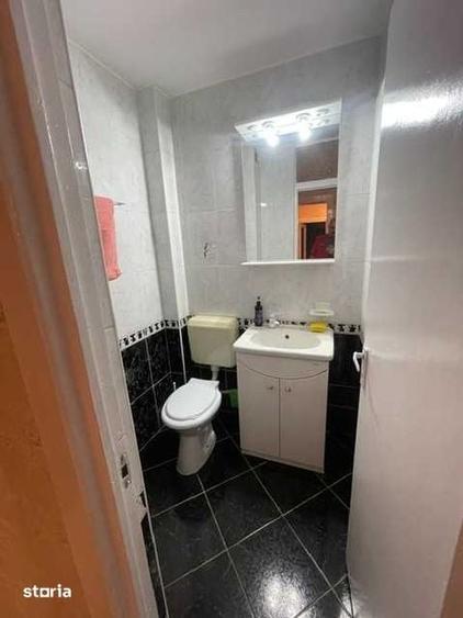 Apartament cu 3 camere semidecomandat în Șagului