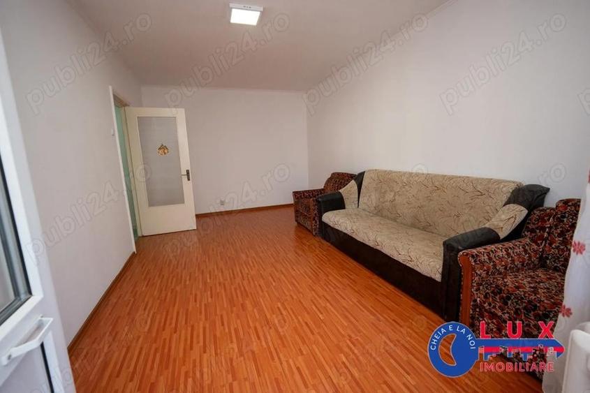 Apartament cu 2 camere decomandat în Babadag