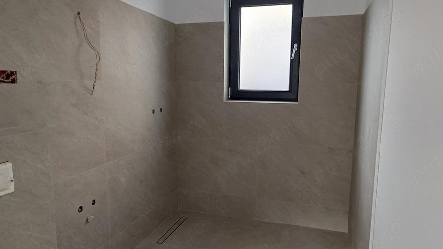 Casă cu Teren 500 Mp în Cornu