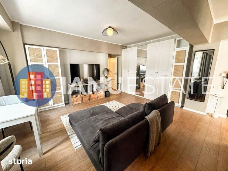 Apartament cu 3 camere decomandat în Victoriei
